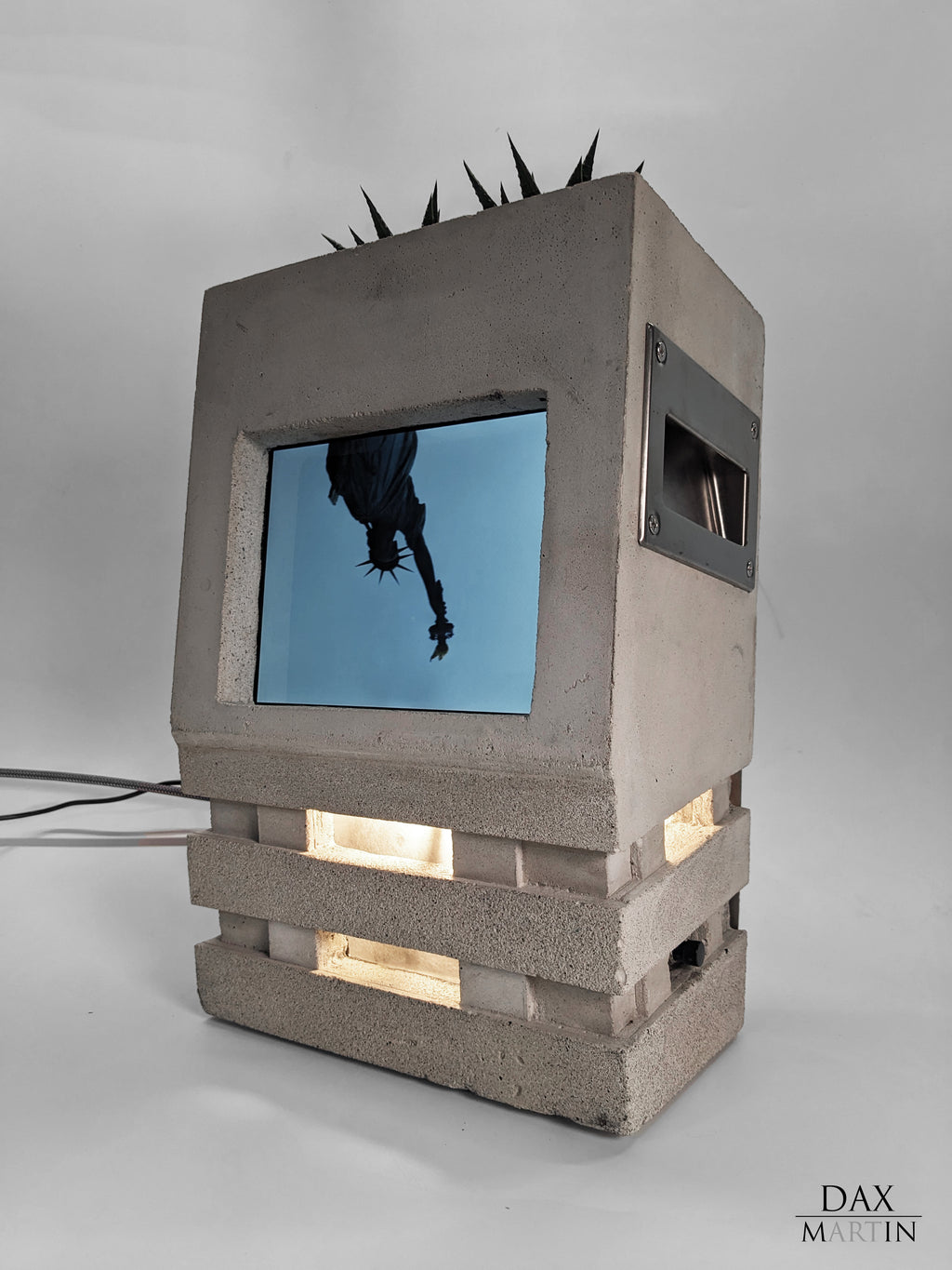 Mini-Brut Desktop Companion