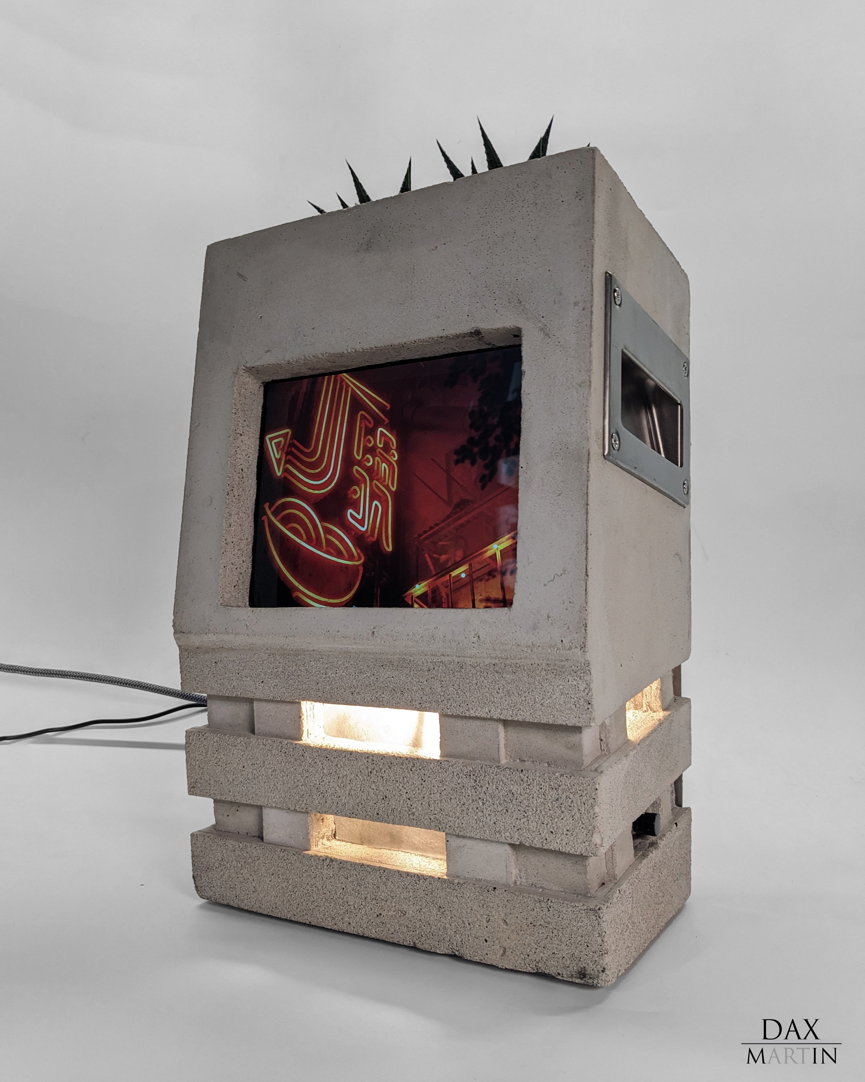 Mini-Brut Desktop Companion